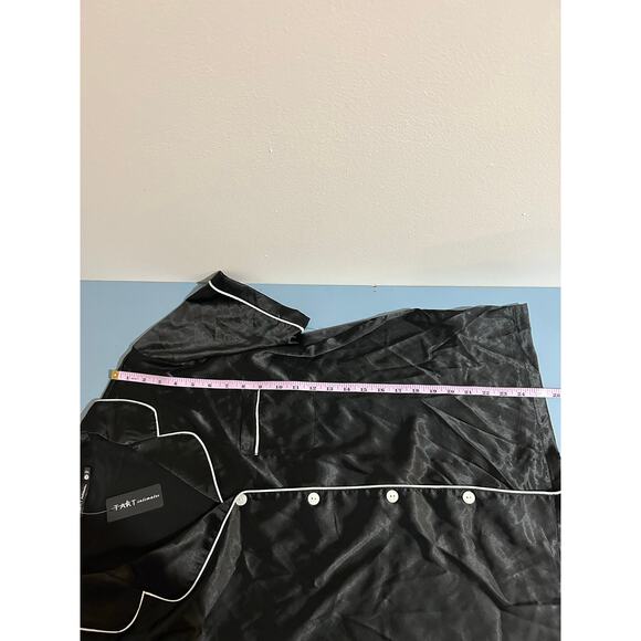 Tart Intimates NWT black pajama top size L short sleeve silky - Picture 6 of 7